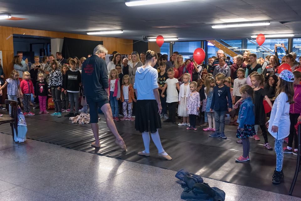 41033390 - Z baletní dílny 